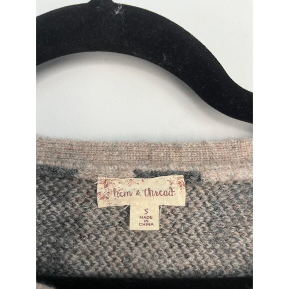 Hem & Thread Leopard Print Sweater Women Small Taupe Gray Pullover Fuzzy Knit - Picture 3 of 7